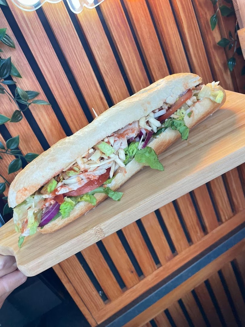Arnie’s Sandwich Bar · Photos 9